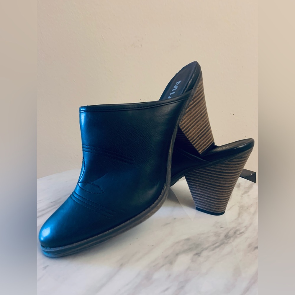 MIA CLOGS